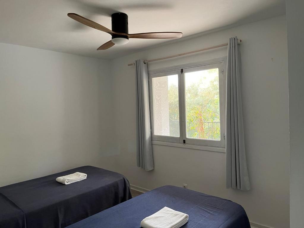 Apartamentos Cana Sofia Cala Llonga  Eksteriør billede