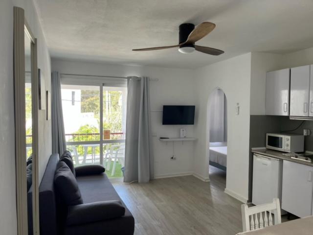 Apartamentos Cana Sofia Cala Llonga  Værelse billede